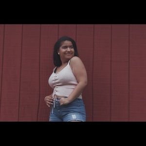 Meet your Posher, Lexi